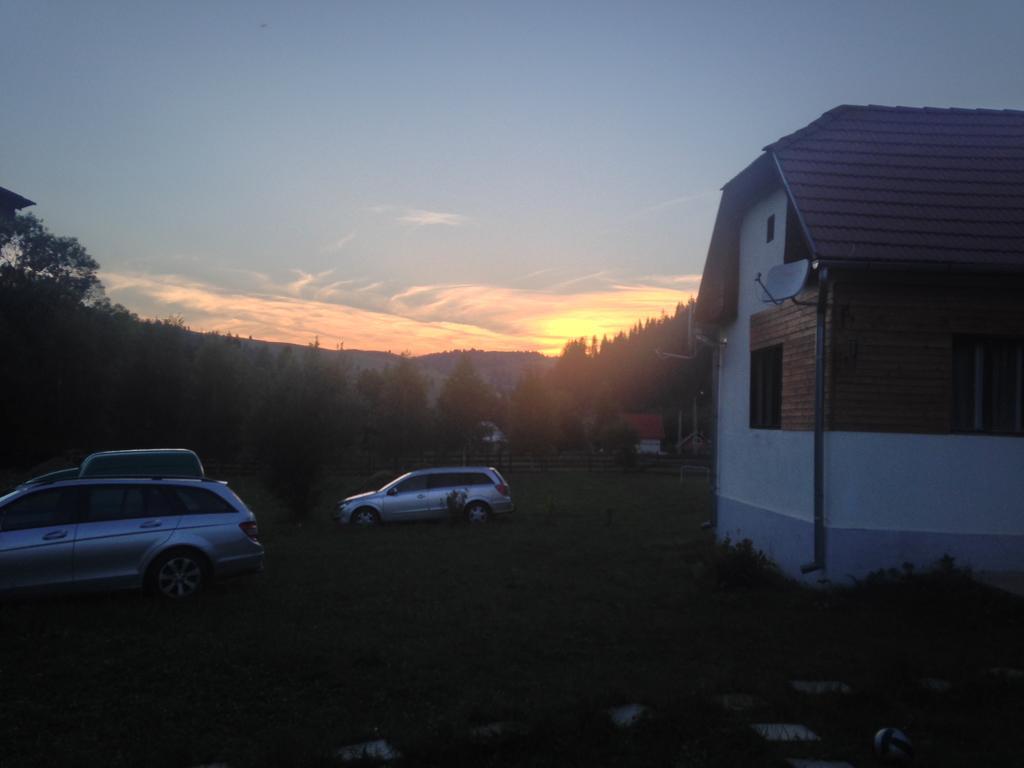 Hostal Nexus Kulcsoshaz Bukkloka Gyimes Fagetel Exterior foto