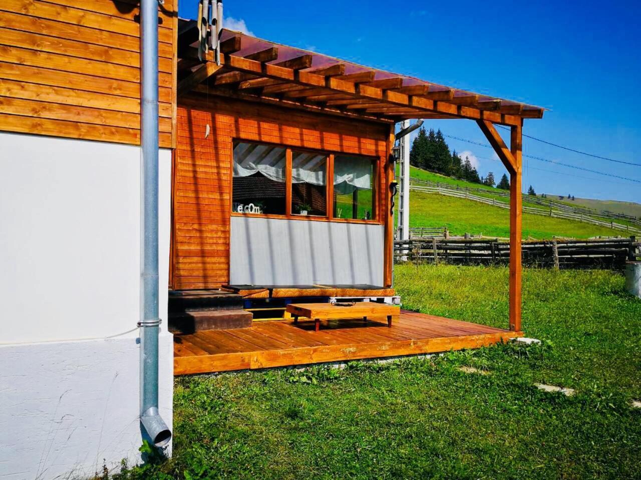 Hostal Nexus Kulcsoshaz Bukkloka Gyimes Fagetel Exterior foto